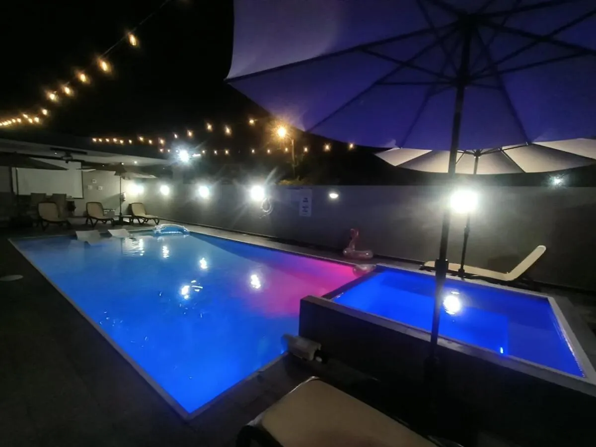 Appartamento Aquaville Rentals Villa 5 Dorado