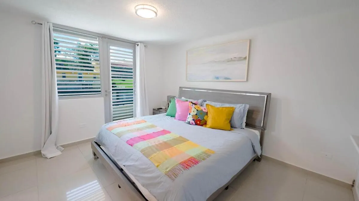 Aquaville Dorado Moderna Villa 5 アパート